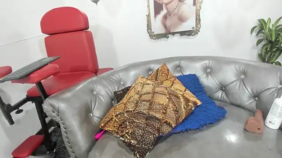 naughty_milf_esmeralda
