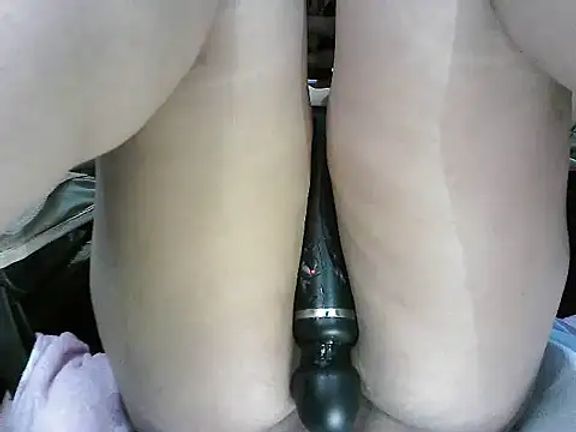 SquirtSellene18