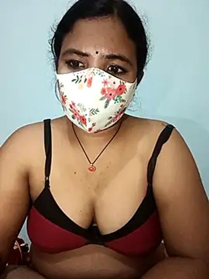 HotAishaa