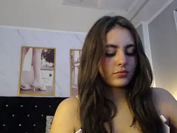 mia_millan_b