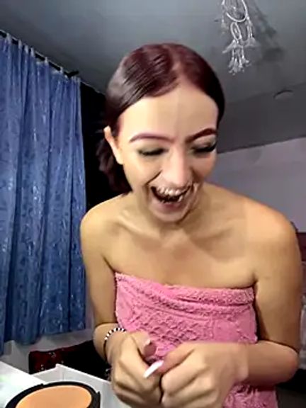 Valeria_moore