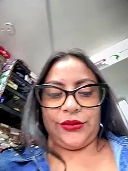 Angie_e