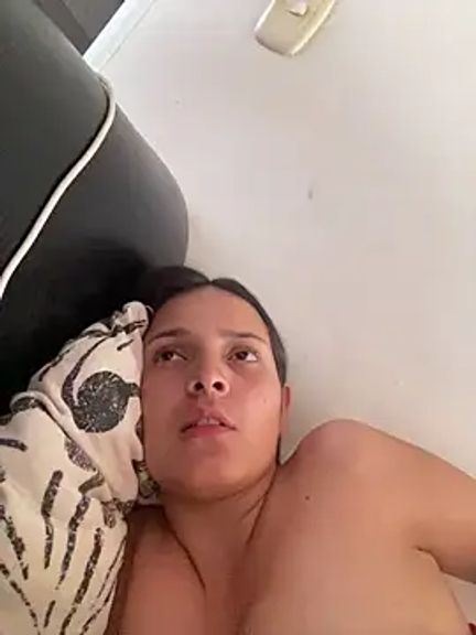 Mia_jhoonson