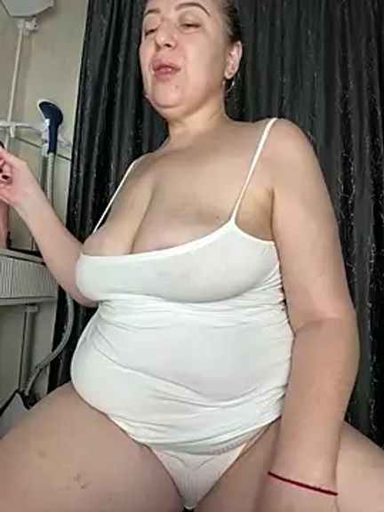 LizaTits
