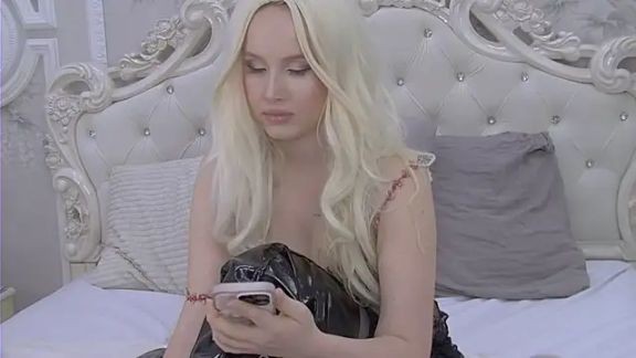 EllieFrosty_