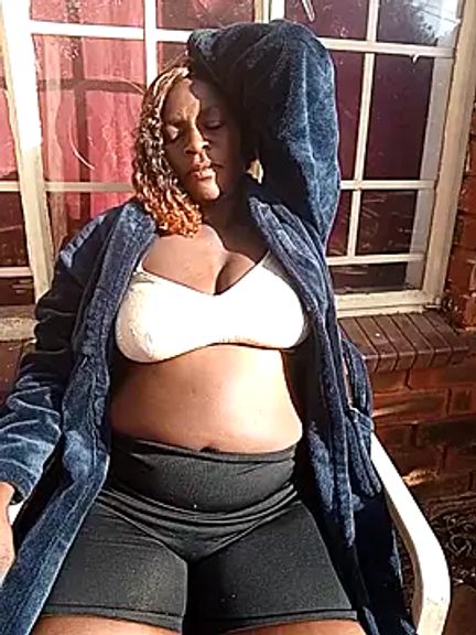 MatureGoddess_