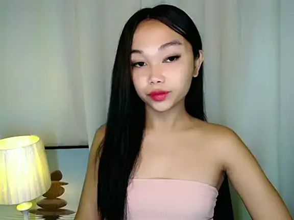 TsCyra_foxxx