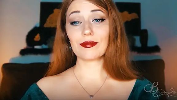 MissBeverlyMills