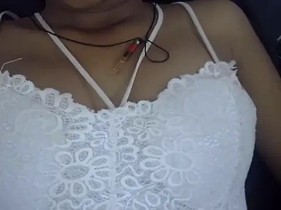 Alisha033