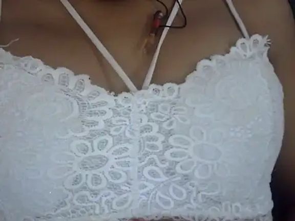 Alisha033