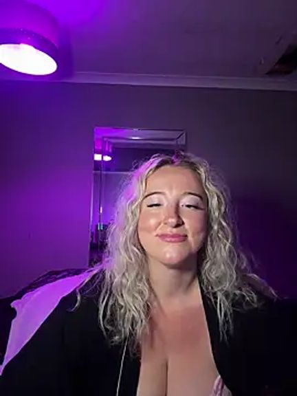 EmilyEvansxox