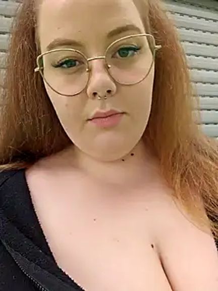 _Julie_x