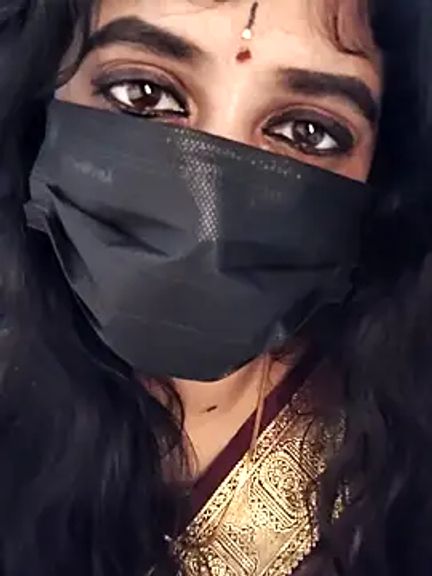 Meera_nila24