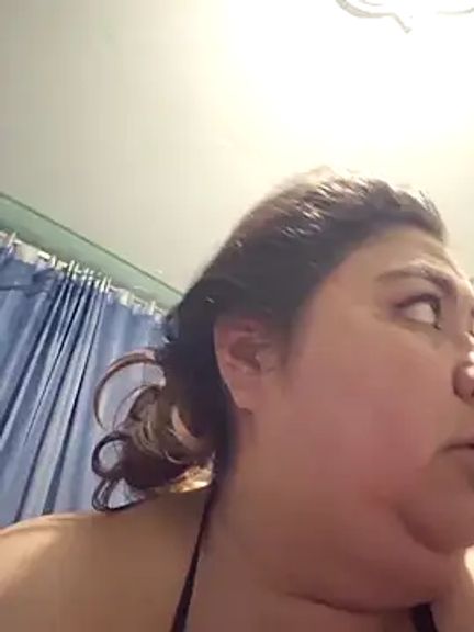 curvy_diva_