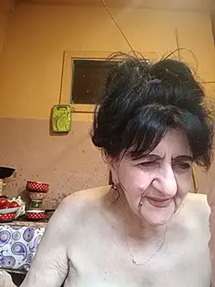 Lovely_Lori