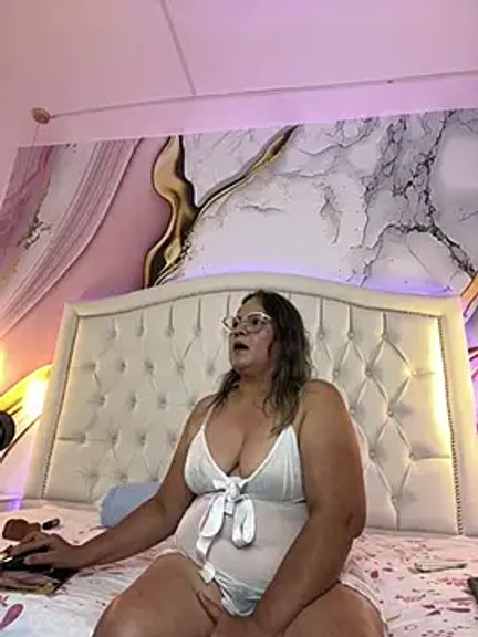 Lucy_Milf_474