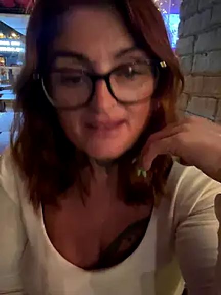 IrishmilfAnna
