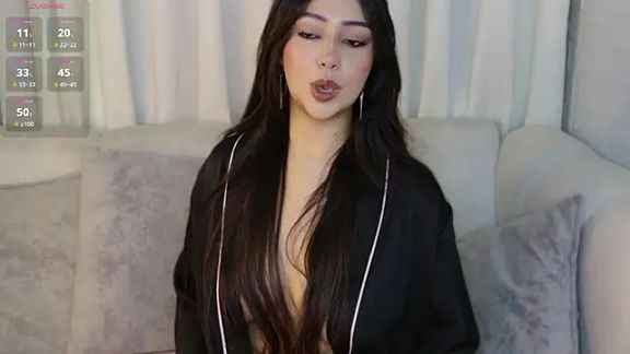 VioletBlacke_