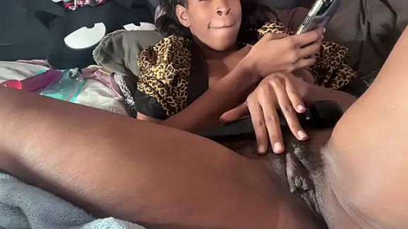 Cum2Charm
