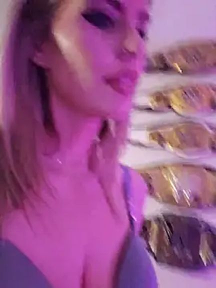 ellieconradxo