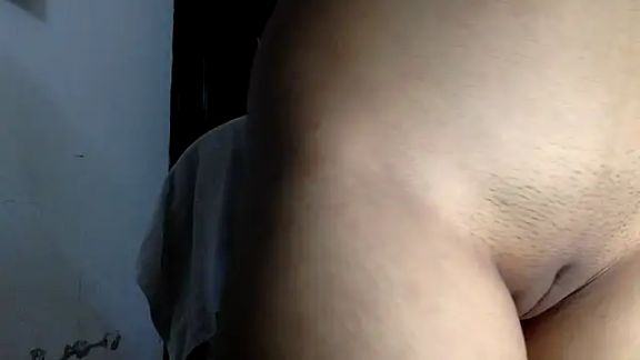 Nisha_cam12