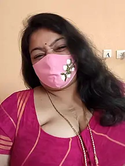 neelu-hoty