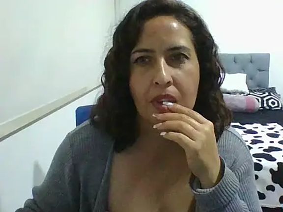 ElaineMilf