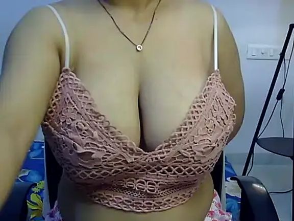 pyari_shanaya_