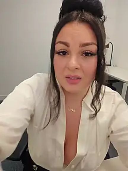 BaddieBellaUK