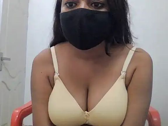 Little_toy_girl