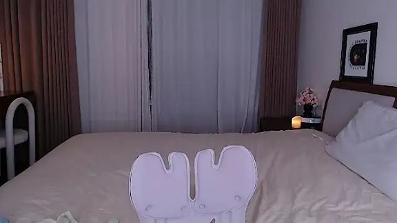 sweateanv_