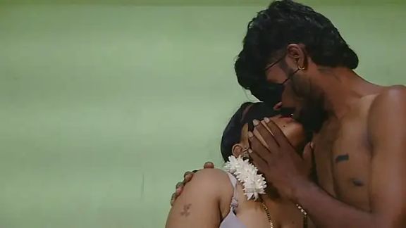 KannadaTamilSexyCouples