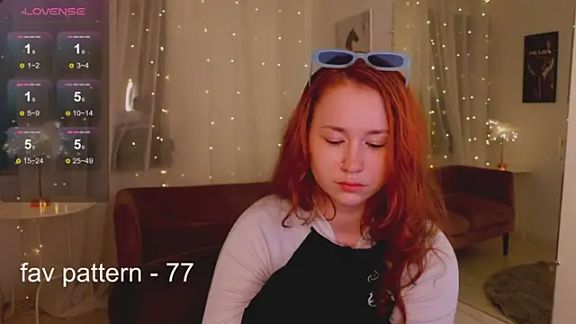 chloe_nnaked