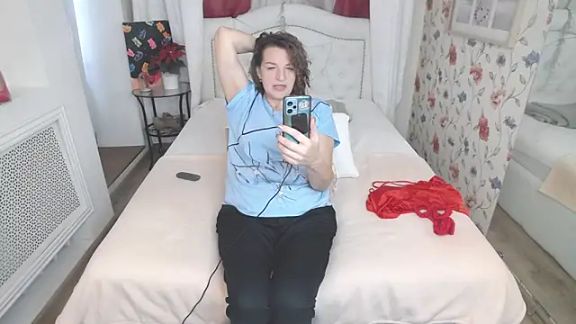 AmiHotGranny