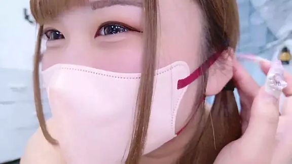 MAIKA_pyon