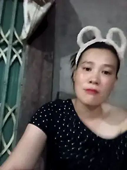 lai_tay