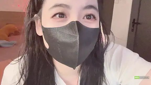Elly_Lynh
