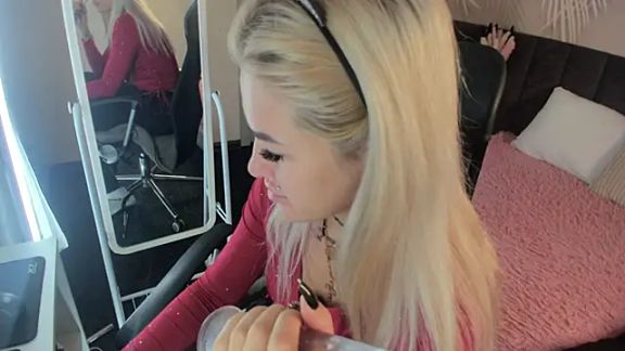 Kira_Key