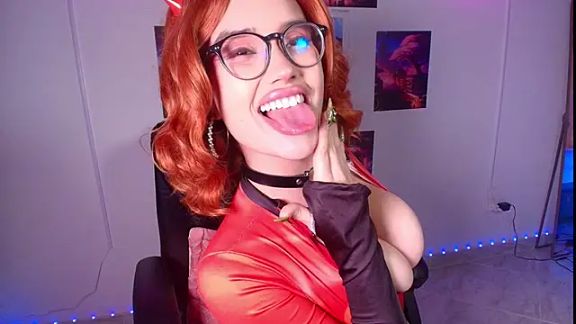 LeahPrada_