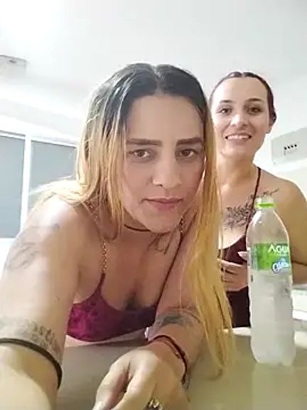 Dakota_Megan_69