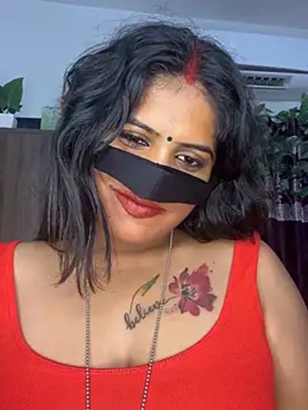 V-Hot-Sweti