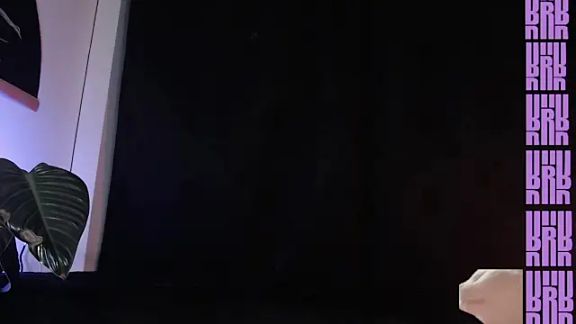 Ellyuwuw