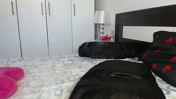 petite_danielle
