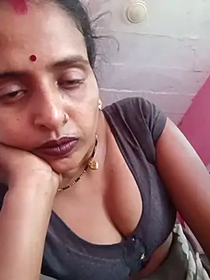 Rupali_hot