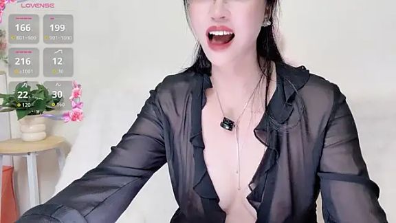 Hua_Hua_0