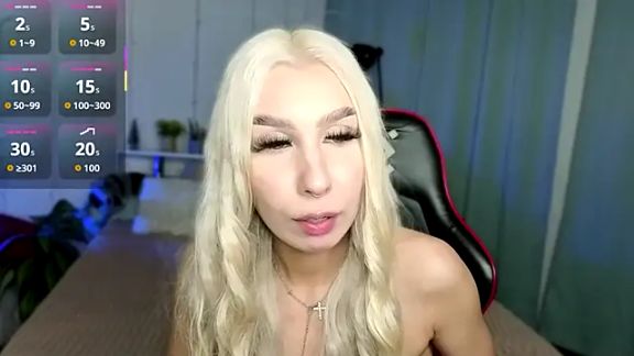 ArielaBlonde
