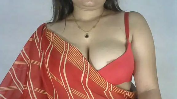 leena_hot