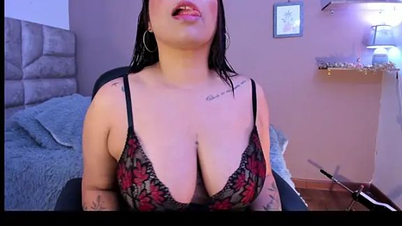 roselyn_caprice