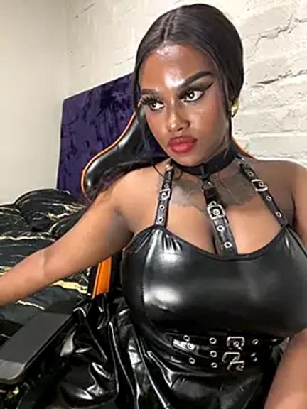 QUEEN_NOBUHLE_777