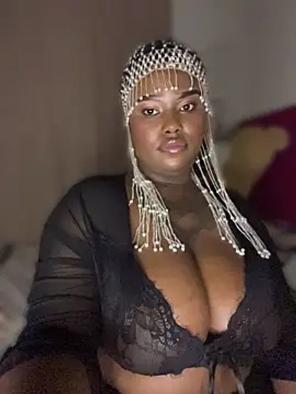 QUEEN_NOBUHLE_FEMDOM_777